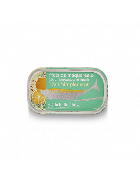 Mackerel fillets and sauce with notes of lemon bergamot and dill